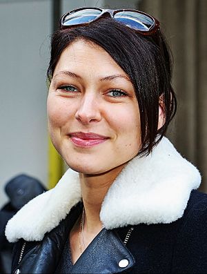 Emma Willis Profile Picture