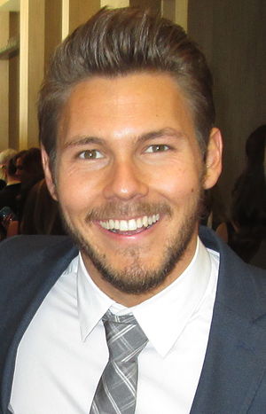 Scott Clifton