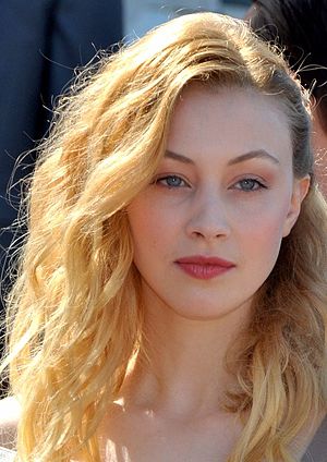 Sarah Gadon Profile Picture