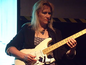 Jennifer Batten Profile Picture