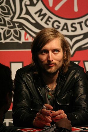 Mark Stoermer Profile Picture