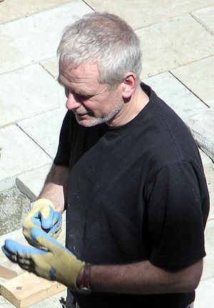 Andy Goldsworthy Profile Picture