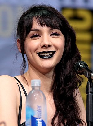 Hannah Marks Profile Picture