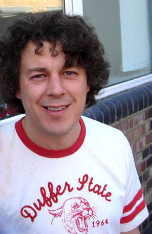 Alan Davies Profile Picture