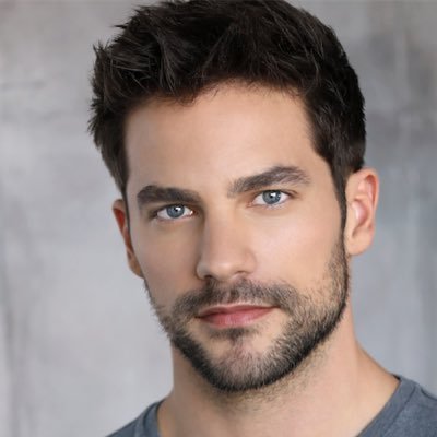 Brant Daugherty Profile Picture