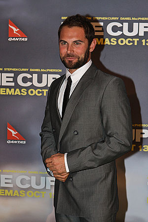 Daniel MacPherson Profile Picture