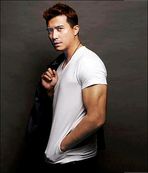 Aaron Aziz