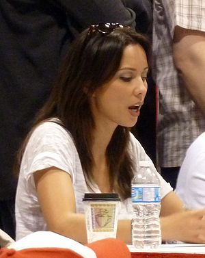 Lexa Doig Profile Picture