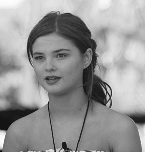 Stefanie Scott Profile Picture