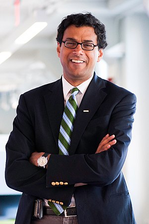 Atul Gawande Profile Picture