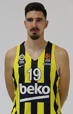 Nando de Colo