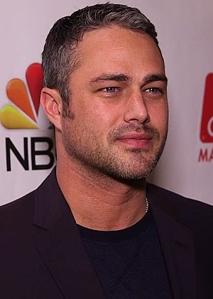 Taylor Kinney Profile Picture