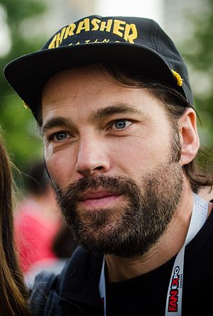 Tim Rozon Profile Picture