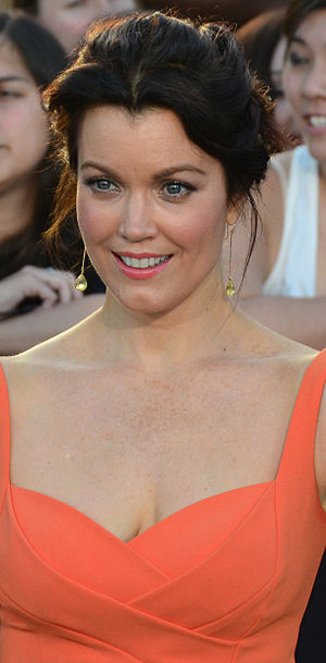 Bellamy Young Profile Picture