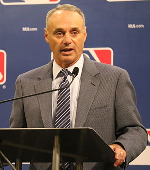 Rob Manfred Profile Picture