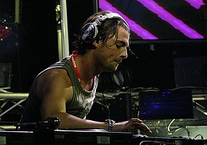 Axwell