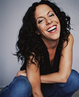 Bebel Gilberto Profile Picture