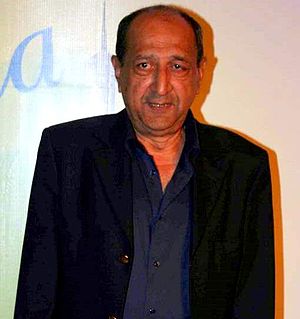 Tinnu Anand Profile Picture