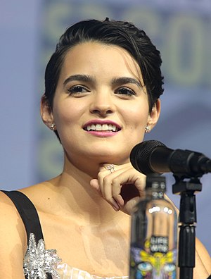 Brianna Hildebrand Profile Picture