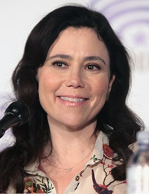 Alex Borstein Profile Picture