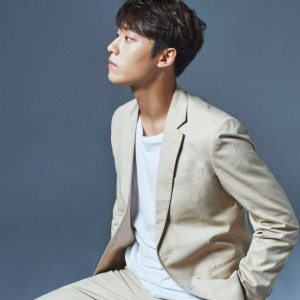 Lee Do-hyun Profile Picture