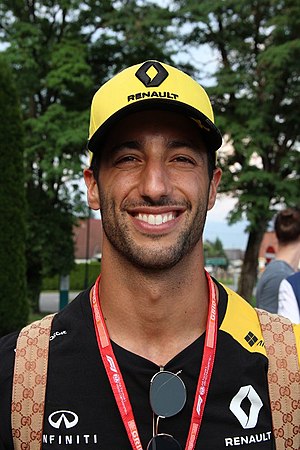 Daniel Ricciardo Profile Picture