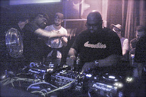 Frankie Knuckles Profile Picture