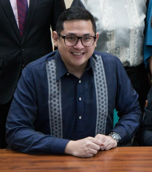 Bam Aquino