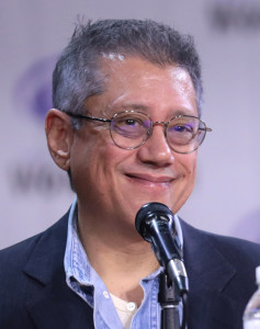 Dean Devlin Profile Picture