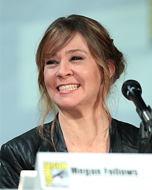 Megan Follows Profile Picture