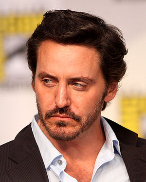 Charles Mesure Profile Picture