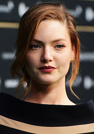 Holliday Grainger Profile Picture