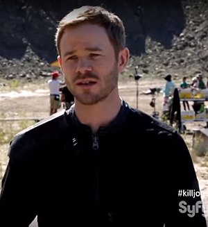 Aaron Ashmore Profile Picture