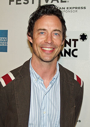 Tom Cavanagh Profile Picture