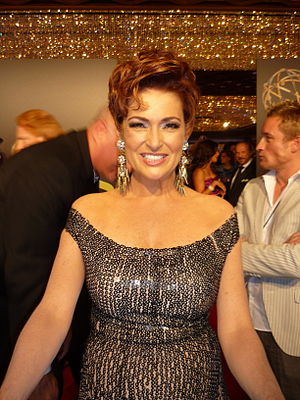 Carolyn Hennesy Profile Picture