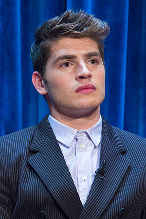 Gregg Sulkin Profile Picture