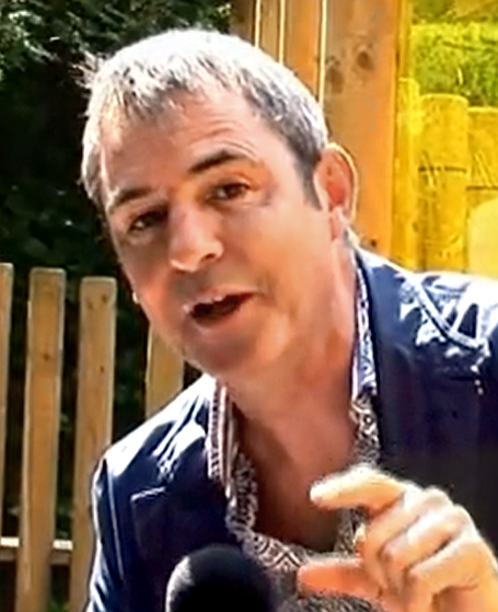 Neil Morrissey Profile Picture