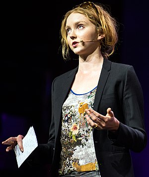 Lily Cole Profile Picture