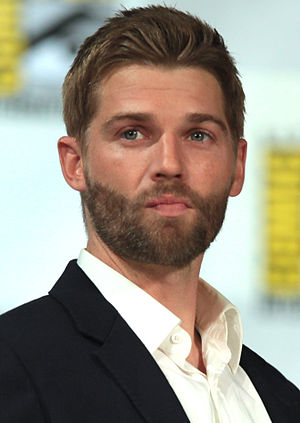 Mike Vogel Profile Picture