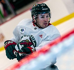 Zach Parise Profile Picture