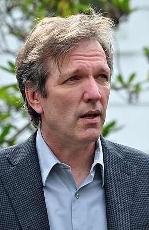 Martin Donovan Profile Picture