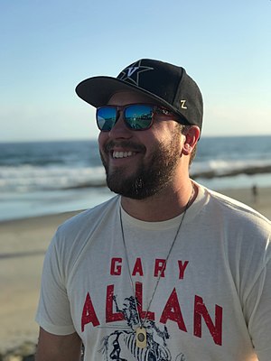 Mitchell Tenpenny Profile Picture