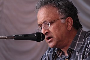 Ramachandra Guha Profile Picture