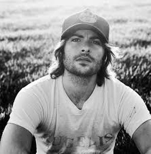 Robert Schwartzman Profile Picture