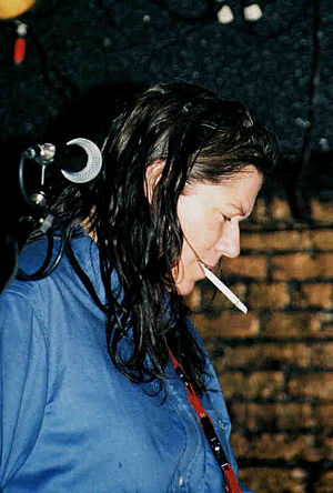 Kim Deal Profile Picture