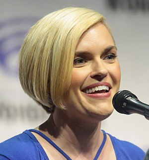 Kari Wahlgren Profile Picture