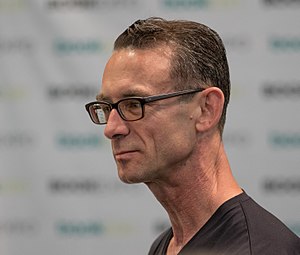 Chuck Palahniuk Profile Picture