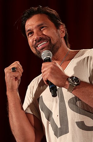 Manu Bennett Profile Picture