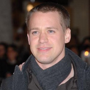 T. R. Knight Profile Picture