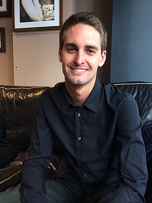 Evan Spiegel Profile Picture